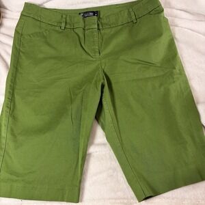 7th Avenue Design Studio Bermuda Shorts Green 12 Summer Casual Grandmacore EUC